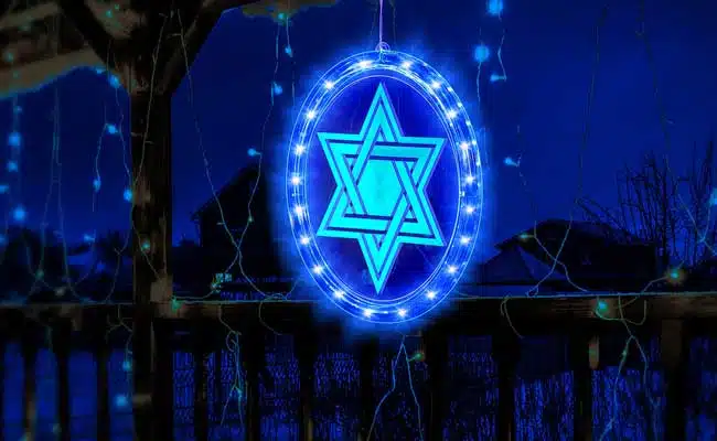 Hanukkah lighting decorations